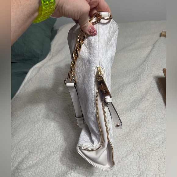 Michael Kors Devon Tote - Picture 6 of 6